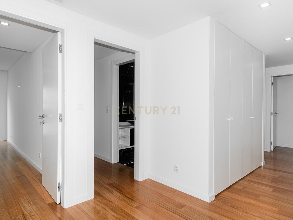 Apartamento T3 a estrear - Centro de Lisboa - Image 22